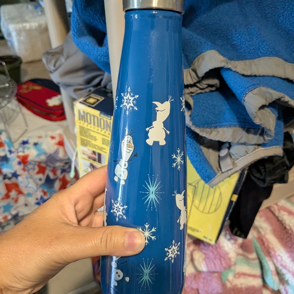 Kids Blue Bottle with Snowflake Design - Picture 1 of 2
